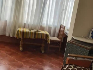 Selvia jepet me qera 2+1