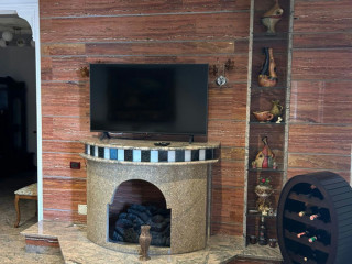 Stacioni i trenit jepet me qera 2+1