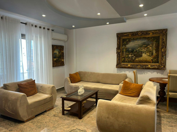 stacioni-i-trenit-jepet-me-qera-21-big-3