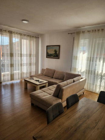 tek-spitali-jepet-me-qera-21-big-1