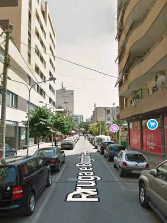 shitet-garazh-zona-rruga-e-bogdaneve-big-1