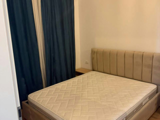 Tregu Elektrik jepet me qera 1+1