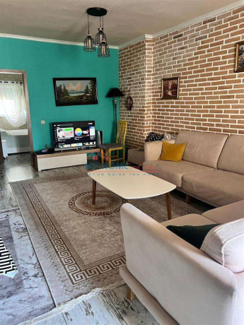 apartament-21-me-qira-tek-komuna-e-parisit-big-4