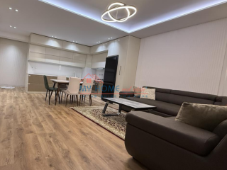 Apartament 2+1+Post Parkimi me qera tek Kompleksi Malajzian ne Tirane
