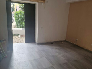 Rr."Fortuzi" jepet me qera ambjent komercial