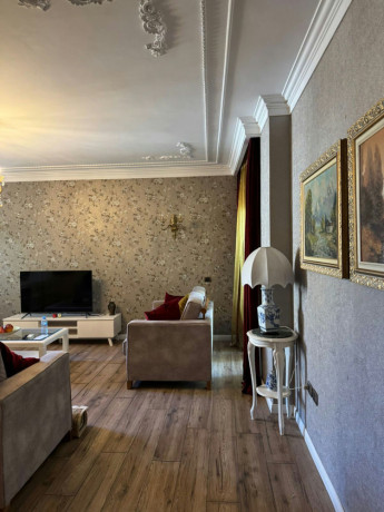 blloku-shitet-shtepi-21-big-0