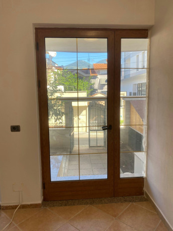 xhamlliku-jepet-me-qera-31-big-4