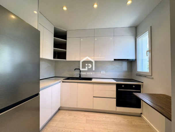 shitet-apartament-11perballe-spitalit-amerikan-3-big-0