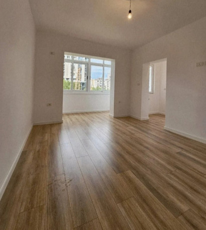 shitet-apartament-garsoniere-qender-prane-postes-qendrore-big-2