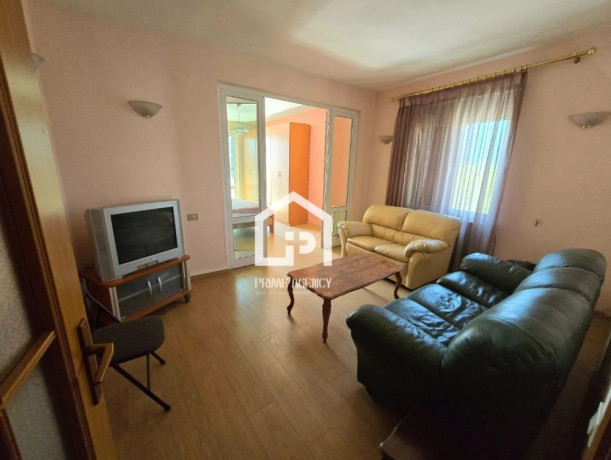 shitet-apartament-dublex-zona-rruga-kavajes-big-0