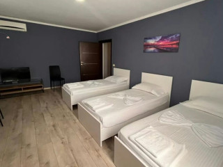 Shtepi me qera, Pallat Egzistues 2+1 Laprake / Spitali ushtarak / Dogana