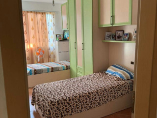 Shtepi me qera, Pallat i Ri 2+1 Fresku / Linze / Dajt