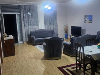 Shtepi me qera, Vile 2+1 Vile: 4 Kateshe Qyteti Studenti / Sauk