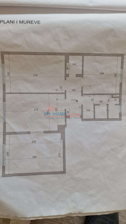 zyre-me-qera-tek-rruga-mine-peza-tirane-big-1