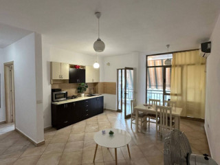 JEPET ME QIRA : Apartament 1+1/Zona : Yzberisht/NELA 6