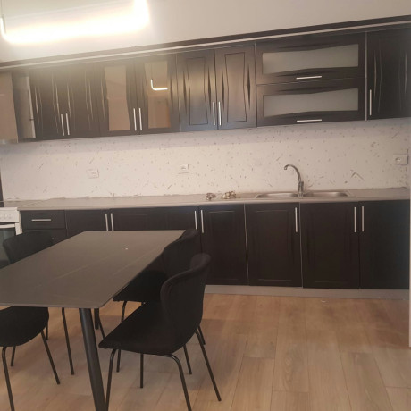 shtepi-me-qera-pallat-i-ri-21-selite-kodra-e-diellit-big-4