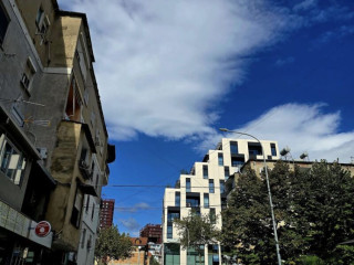 JEPET ME QIRA : AMBJENT ZYRE/ M.SHYRI & NIKOLLA LENA