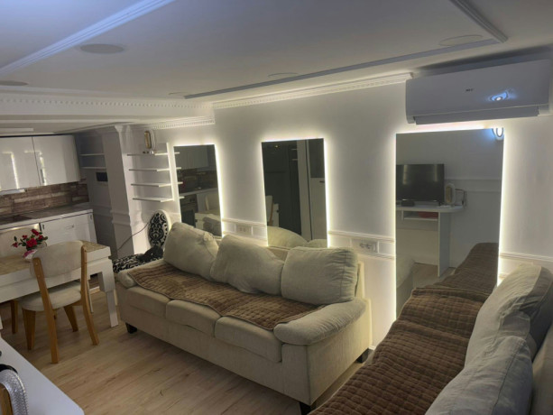 shtepi-me-qera-shtepi-private-11-blloku-big-1