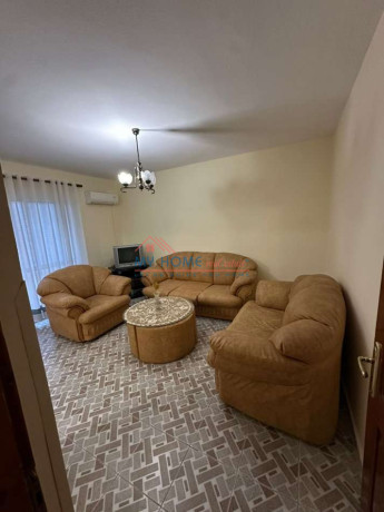 apartamenti-31-me-qira-tek-bulevardi-zogu-i-pare-tirane-big-4