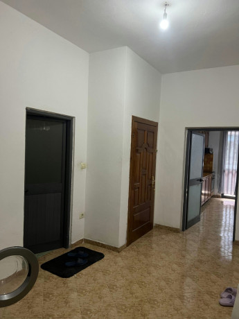 shtepi-me-qera-pallat-i-ri-11-stacioni-trenit-zogu-i-zi-big-1