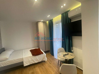 4 Garsoniere ne shitje sheshi Willson ne Tirane