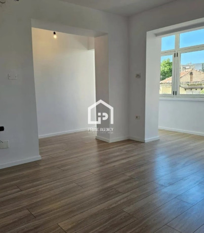 apartament-21-me-qera-tek-liqeni-thate-ne-tirane-big-1