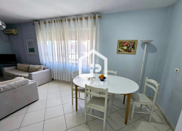 dyqan-ne-shitje-ne-don-bosko-tirane-big-3