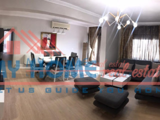 Apartament 3+1 me Qera Rruga Sulejman Pasha prane Piazes ne Tirane