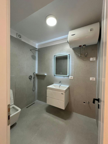 shtepi-per-shitje-pallat-i-ri-21-kinostudio-porcelan-big-4