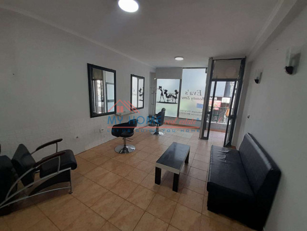 dyqan-me-qira-te-pazari-i-ri-tirane-big-1