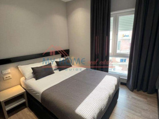 Apartament 2+1+Post Parkimi me Qera Rruga e Barrikadave Tirane