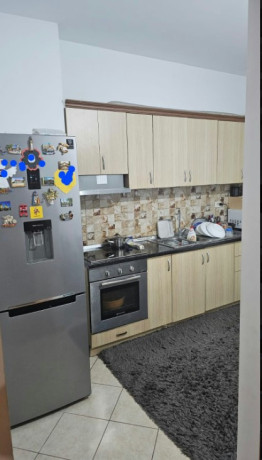 apartament-me-qera-per-banim-ne-pallat-i-ri-21-zona-yzberisht-misto-mame-big-0