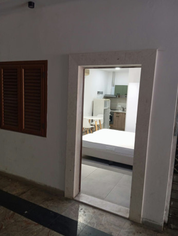 shtepi-me-qera-pallat-i-ri-garsoniere-laprake-spitali-ushtarak-dogana-big-2