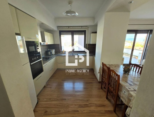 apartament-ne-shitje-okazion-shitet-apartament-31-1-post-parkimi-zona-kombinat-big-2