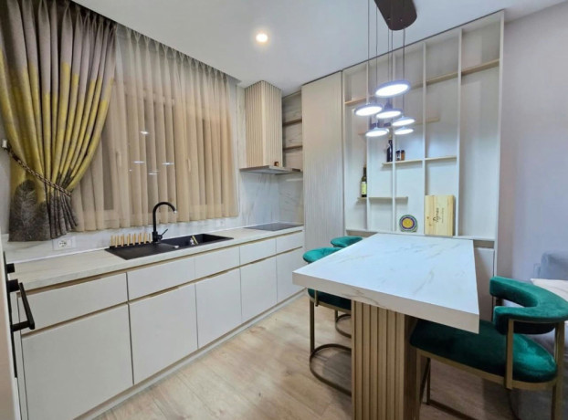 shtepi-me-qera-pallat-i-ri-21-selvia-rr-e-dibres-gj-partizani-v-big-0