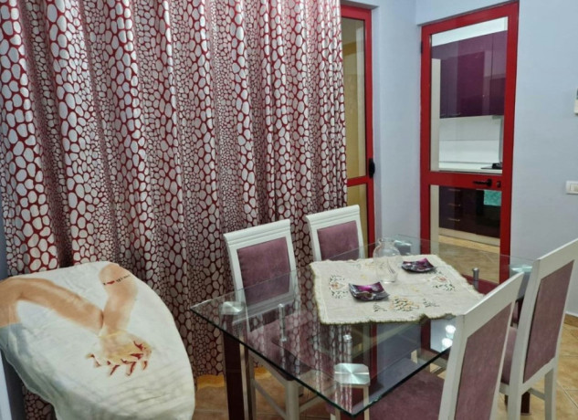 jepet-me-qera-apartament-21-ne-pallat-te-ri-zona-stacioni-trenit-zogu-i-zi-big-0
