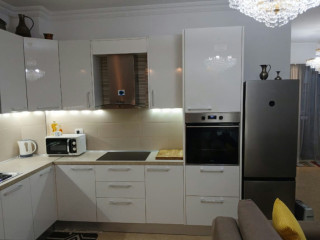 Shtepi me qera, Pallat Egzistues 2+1 Kinostudio / Porcelan