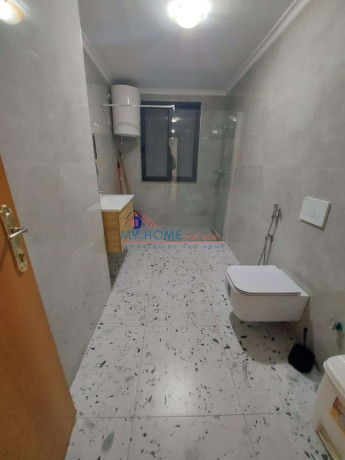 zyre-me-qera-9-kateshet-ne-tirane-big-0