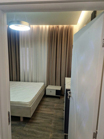 shtepi-me-qera-pallat-i-ri-21-stacioni-trenit-zogu-i-zi-big-0